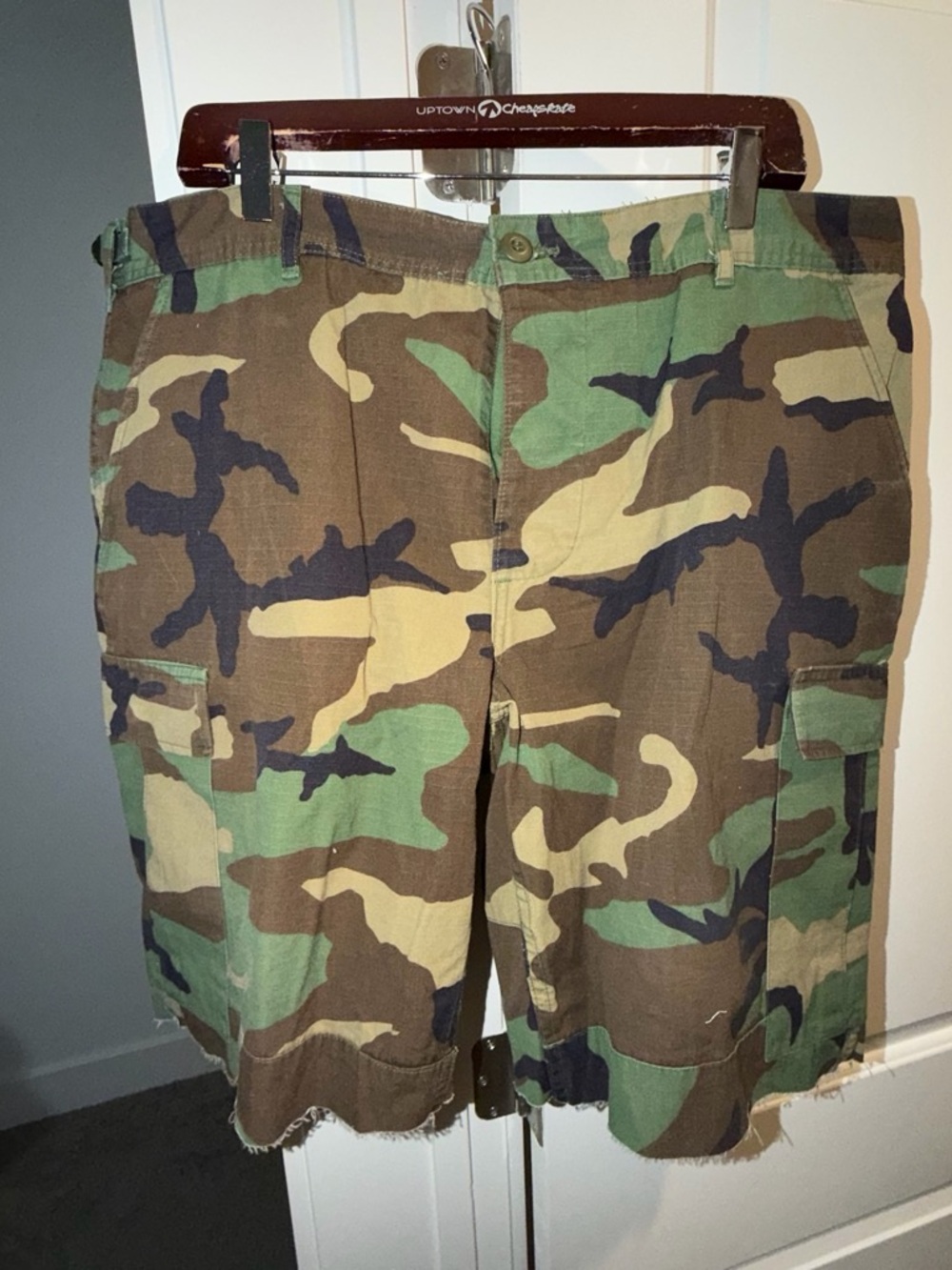 Urban Outfitters Green Brown Woodland Camo Cargo Shorts